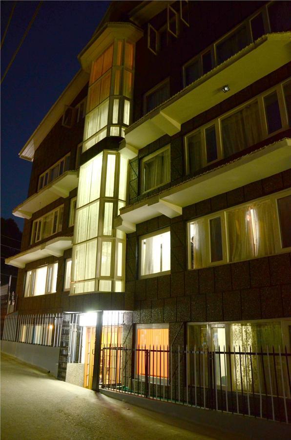ホテル パシフィック Srīnagar エクステリア 写真